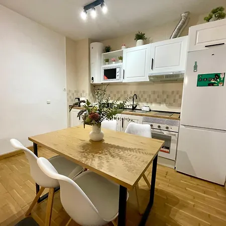 Patio Del Califa Apartment *