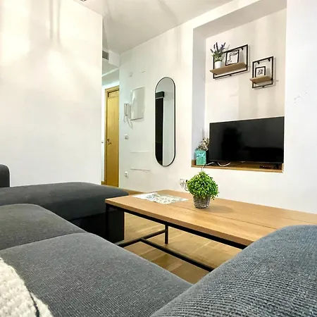 Patio Del Califa Apartment *