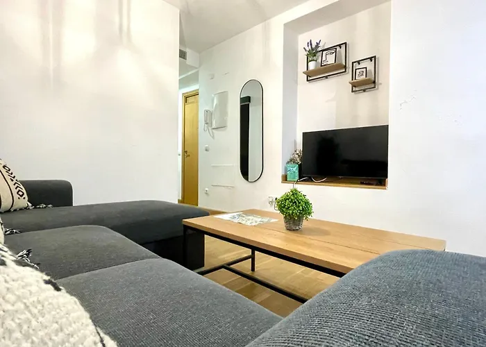 Patio Del Califa Apartment *